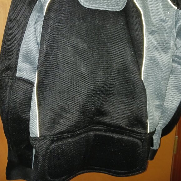 Xelement Men's Black / Silver Mesh Motorcycle Jacket with X-Armor XL - Picture 3 of 6
